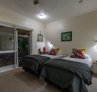 Kookaburra Lodge Motel - Sunshine Coast Tourism