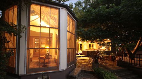 Lavender Manor And Majestic - Sunshine Coast Tourism 3