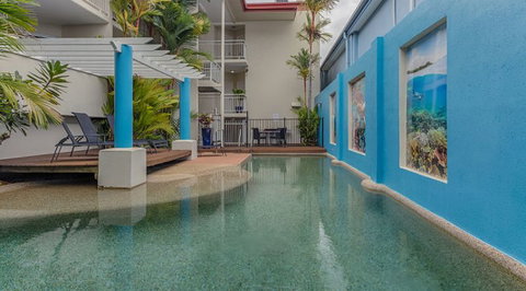 Macrossan House Boutique Holiday Apartments - Sunshine Coast Tourism 2