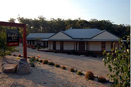 Dolphin Cove Bed & Breakfast - Sunshine Coast Tourism 1