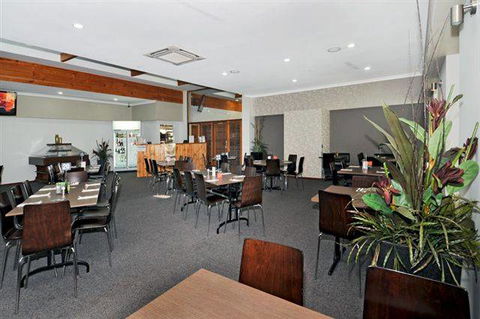 Drakesbrook Hotel - Sunshine Coast Tourism 2