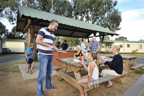 Echuca Holiday Park - Sunshine Coast Tourism 4