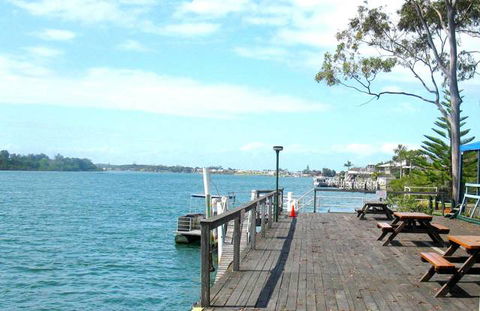 Edgewater Holiday Park - Sunshine Coast Tourism 0