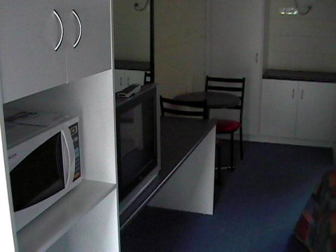 El Paso Motel - Sunshine Coast Tourism 1