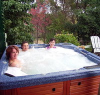 Falls Retreat Bed  Breakfast - Sunshine Coast Tourism