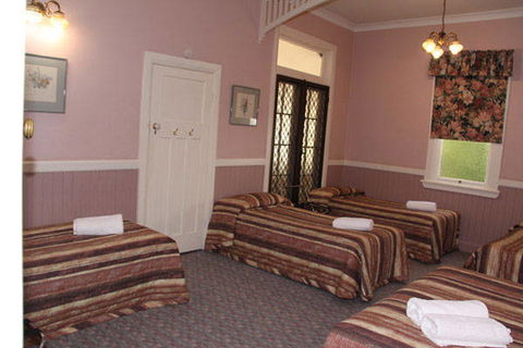 Fitzroy Motor Inn - Sunshine Coast Tourism 2