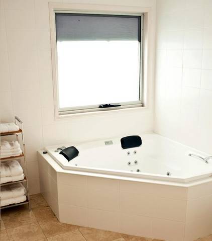 Forty Five - Sunshine Coast Tourism 2