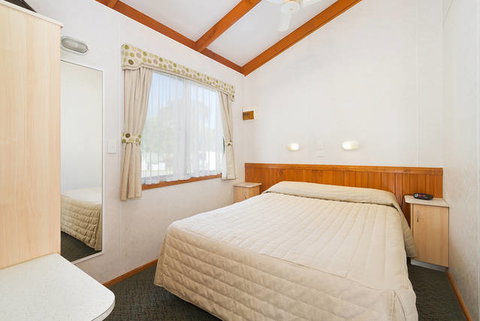 Frankston Holiday Park - Holiday Sunshine Coast 2