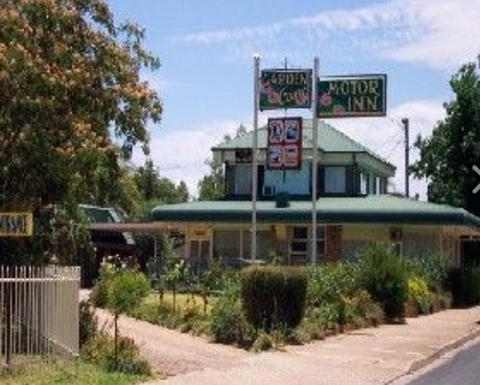 Garden Court Motor Inn - Holiday Sunshine Coast 0