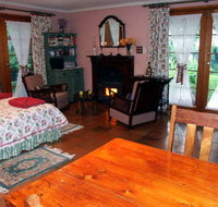 Gawler Churchhill Mews Bed  Breakfast - Sunshine Coast Tourism