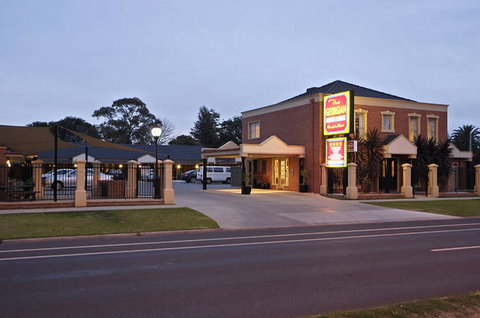Georgian Motor Lodge - Sunshine Coast Tourism 3