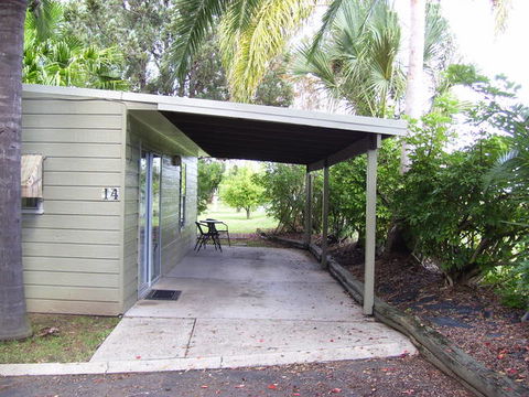 Glenwood Tourist Park And Motel - Sunshine Coast Tourism 1