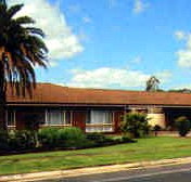 Golden Palms Motel - Holiday Sunshine Coast