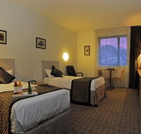 Golden Pebble Hotel - Sunshine Coast Tourism