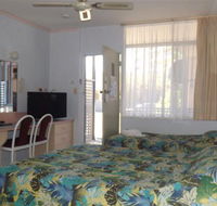 Golden Sands Motor Inn - Sunshine Coast Tourism