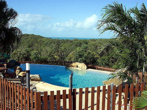 Grasstree Beach Bed And Breakfast - Sunshine Coast Tourism 0