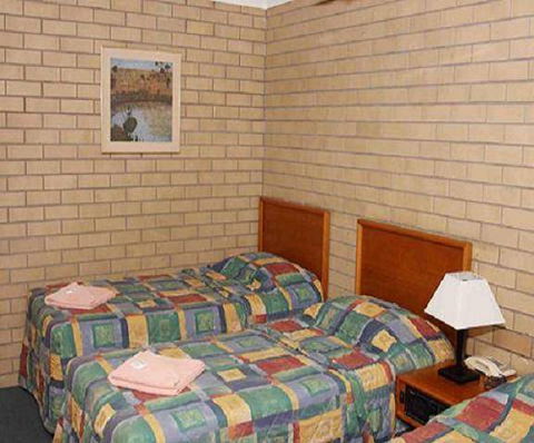 Gunsynd Motor Inn - Sunshine Coast Tourism 2