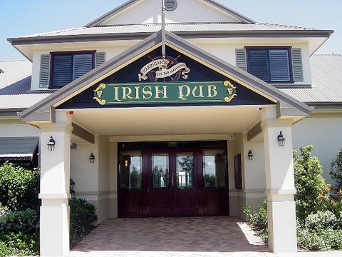 Harrigan's Irish Pub & Ibis Styles Harrington - Holiday Sunshine Coast 1
