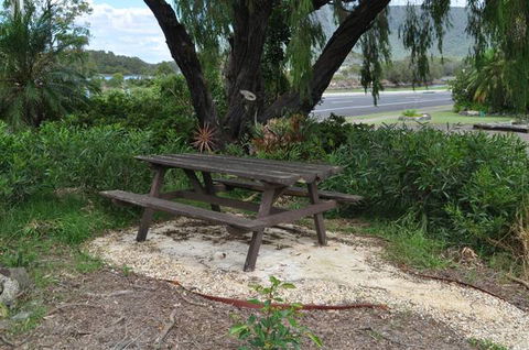 Haven Waters Motel And Apartments - Sunshine Coast Tourism 3