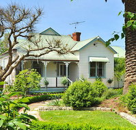 Healesville Garden Homestead - Sunshine Coast Tourism