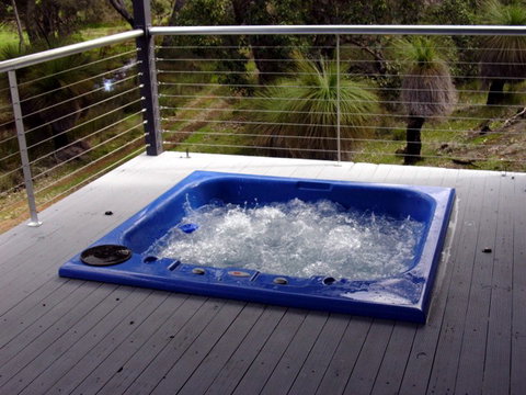 Hidden Grove Retreat - Sunshine Coast Tourism 2