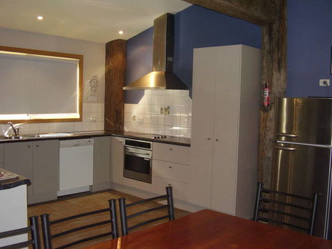 High Country Homestead - Holiday Sunshine Coast 1