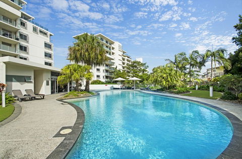 Horton Apartments - Holiday Sunshine Coast 0