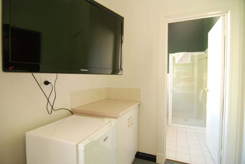 Hotel Dolma - Holiday Sunshine Coast 0