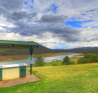 Inland Waters Holiday Park Mookerawa Waters - Sunshine Coast Tourism