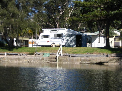 Jervis Bay Caravan Park - Holiday Sunshine Coast 4