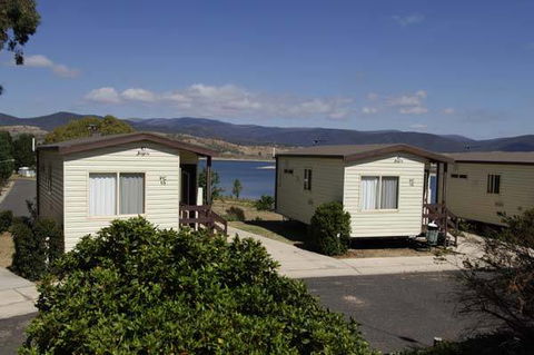 Jindabyne Holiday Park - Sunshine Coast Tourism 0