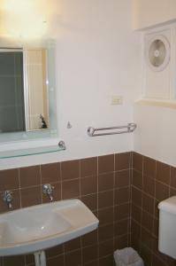 Surf Mist - Sunshine Coast Tourism 1