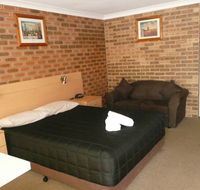 Jumbuck Motor Inn - Sunshine Coast Tourism