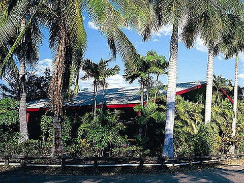 Kakadu Lodge & Caravan Park - Holiday Sunshine Coast 1