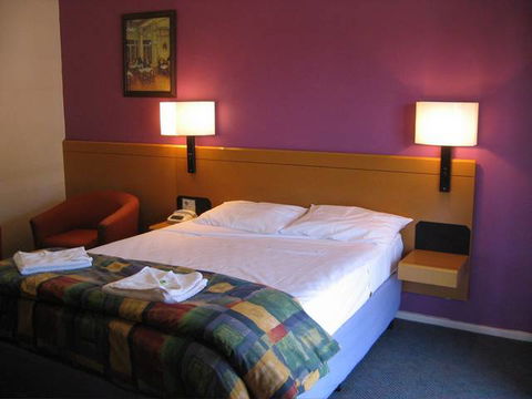 Kalgoorlie Overland Motel - Holiday Sunshine Coast 0
