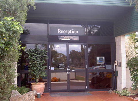 Kalgoorlie Overland Motel - Holiday Sunshine Coast 3