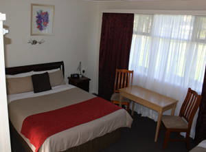 Kaniva Midway Motel - Sunshine Coast Tourism 1