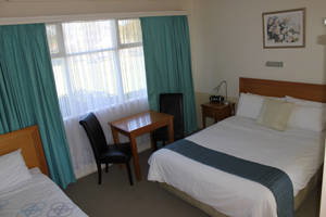 Kaniva Midway Motel - Sunshine Coast Tourism 8