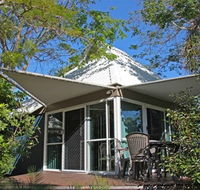Kelly's Beach Resort - Sunshine Coast Tourism