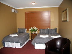 Kendenup Lodge And Cottages - Holiday Sunshine Coast 2