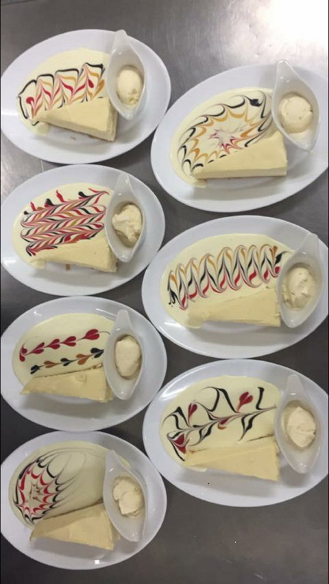 Kings Motor Inn & Steakhouse - Holiday Sunshine Coast 4