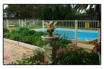 Robinsons Cabin - Sunshine Coast Tourism 1