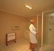 Lagoon Pocket Bed  Breakfast - Sunshine Coast Tourism