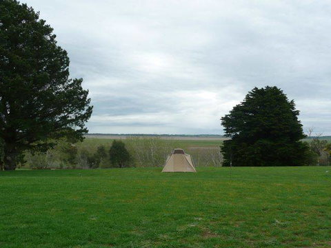 Lake Burrumbeet Caravan Park - Sunshine Coast Tourism 1