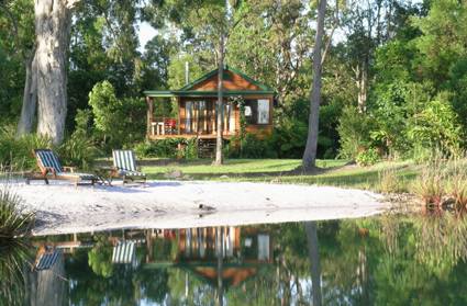 Lake Weyba Cottages Noosa - Sunshine Coast Tourism 1