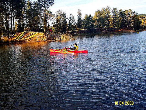 Lakeside Studio - Sunshine Coast Tourism 1