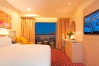 Lasseters Hotel - Sunshine Coast Tourism 5