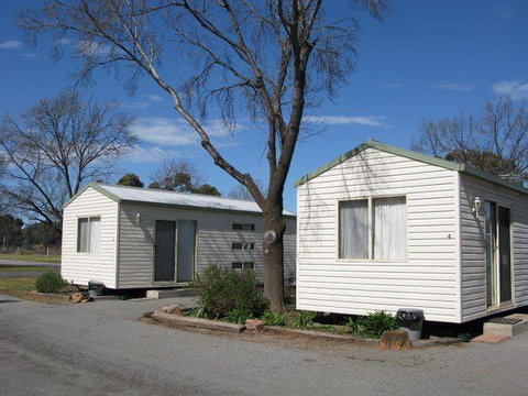 Leeton Caravan Park - Sunshine Coast Tourism 3