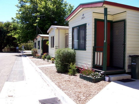 Leongatha Apex Caravan Park - Sunshine Coast Tourism 0