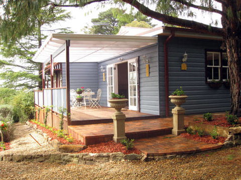 Varenna - Luxury Leura Accommodation - Holiday Sunshine Coast 0
